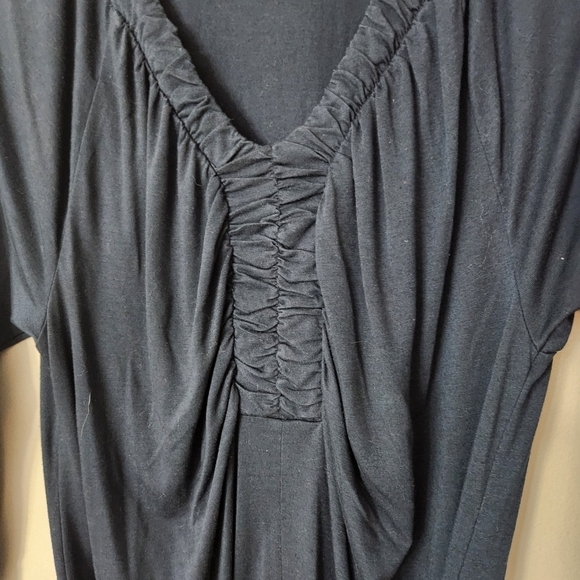 Banana Republic navy blue V neck 3/4 sleeve tie front top size Medium - Picture 2 of 8